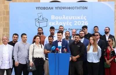 Καθυστέρηση στην υποβολή υποψηφιοτήτων για την Άμεση Δημοκρατία λόγω επαναλαμβανόμενων προσπαθειών για βιντεοσκόπηση δήλωσης.