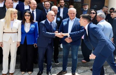 Η προεκλογική δραστηριότητα όπως καταγράφηκε στις 6 Μαΐου.