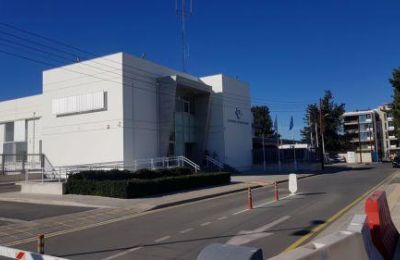 Στη σύλληψη 25χρονου προχώρησε η Αστυνομία Πάφου, ενώ εξετάζεται η εμπλοκή του σε σειρά εμπρησμών των τελευταίων ημερών.
