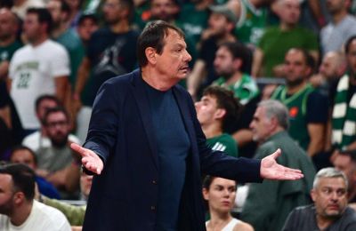 «Είμαι 25 χρόνια προπονητής, δεν έχω ξαναδεί κάτι τόσο περίεργο»!