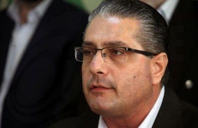 Βαρνάβα: Καταγγέλλει ύβρεις-επιθέσεις από έμμισθο προσωπικό της ΕΔΕΚ