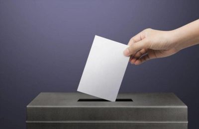 Κονταροχτυπιούνται ΔΗΣΥ-ΑΚΕΛ - Επανακάμπτει το ΔΗΚΟ