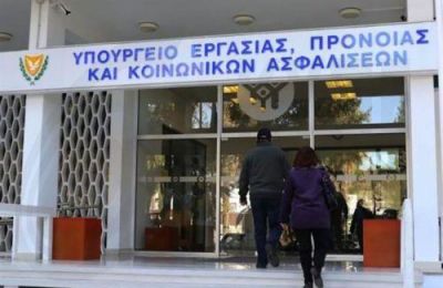 Ποινικές διώξεις που έχουν ήδη καταχωρηθεί δυνατό να αναστέλλονται, ενώ υπό προϋποθέσεις μπορεί να αναστέλλονται και φυλακιστήρια ή κατασχετήρια εντάλματα.
