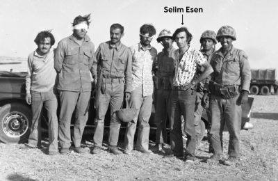 Η φωτογραφία του Ελληνοκύπριου αιχμαλώτου του 1974 επανέρχεται στο προσκήνιο, μετά τη μαρτυρία πρώην δημοσιογράφου της TRT για τη γνησιότητά της.