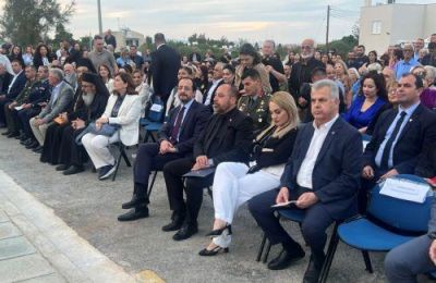 Ο Πρόεδρος της Δημοκρατίας τόνισε ότι η μνήμη των θυμάτων του Ποντιακού Ελληνισμού και της κυπριακής τραγωδίας αποτελεί κοινό σημείο αναφοράς και ευθύνη απέναντι στις επόμενες γενιές.