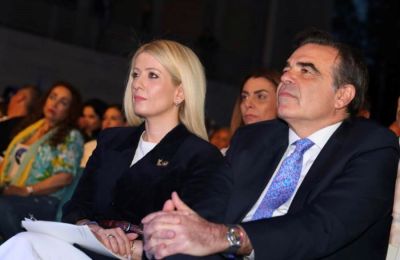 Σχοινάς σε άπταιστα κυπριακά: «Εμείς στην Ελλάδα επάθαμε τζαι μάθαμε…»