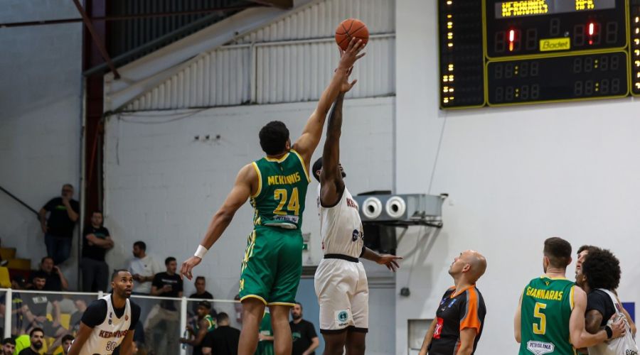 Κεραυνός-Πετρολίνα ΑΕΚ: Game 4 στον Στρόβολο με φόντο τον τίτλο