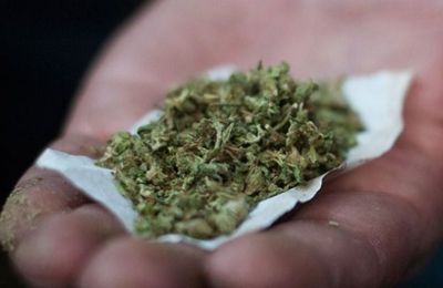 «Ο γείτονάς μου πίνει χόρτο και η μυρωδιά έρχεται μέσα στο σπίτι μου»