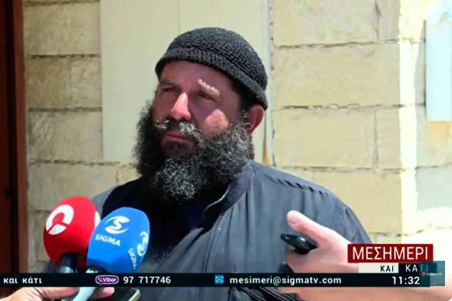 &Tau;&alpha;&mu;&pi;&omicron;&upsilon;&rho;ώ&theta;&eta;&kappa;&alpha;&nu; &sigma;&epsilon; &phi;ά&rho;&mu;&alpha; &mu;&epsilon; &epsilon;&pi;&iota;&kappa;ί&nu;&delta;&upsilon;&nu;&alpha; ό&rho;&gamma;&alpha;&nu;&alpha; &ndash; &laquo;&Alpha;&pi;&epsilon;&iota;&lambda;&epsilon;ί&tau;&alpha;&iota;