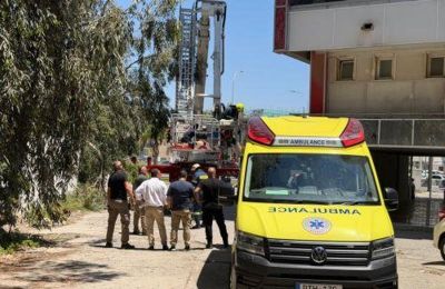 Απεβίωσε ο άντρας που πήδηξε από τον 3ο όροφο για να διαφύγει