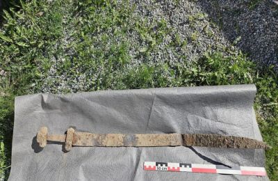 Ανακάλυψη σπαθιού  των Βίκινγκς 1.300 ετών.