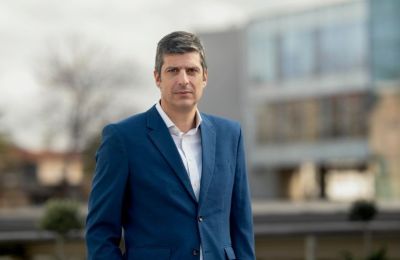 ΔΗΣΥ: Νέος κοινοβουλευτικός εκπρόσωπος o Δημήτρης Δημητρίου