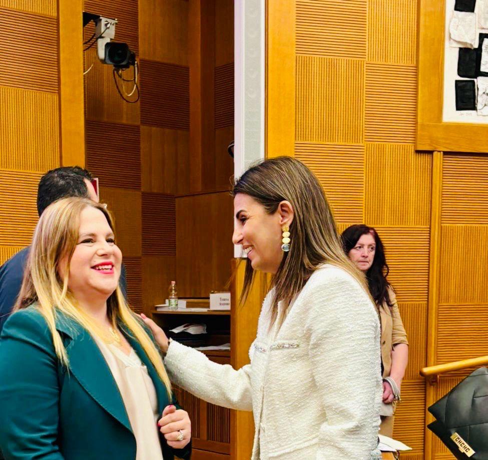 Με την Ευρωπαία Επίτροπο Teresa Anjinho.