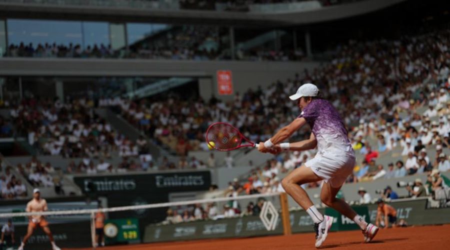 Ο Φονσέκα πέταξε εκτός Roland Garros τον Τζόκοβιτς με επική ανατροπή
