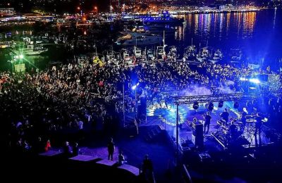 Έτσι γιορτάζουν οι παραλιακές πόλεις τον Κατακλυσμό