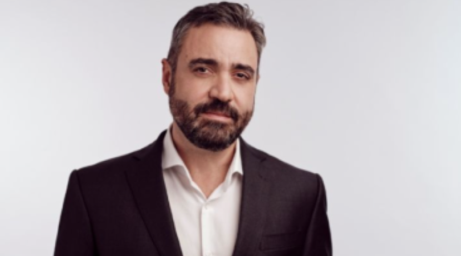 ΑΠΟΕΛ -Λιασής: Συμφωνία 40ετίας-12 εκατ. χρηματοδότηση για αρχή