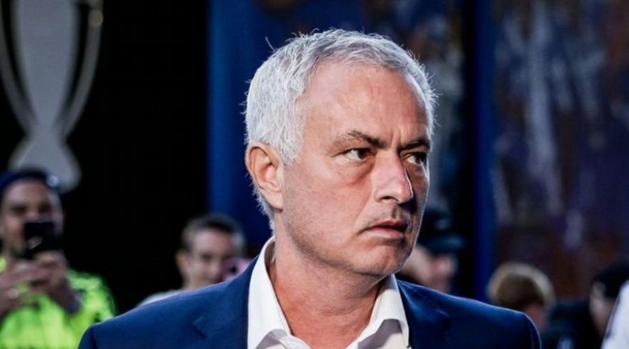 Η Ρεάλ θα πληρώσει 15 εκατ. ευρώ στην Μπενφίκα για Μουρίνιο