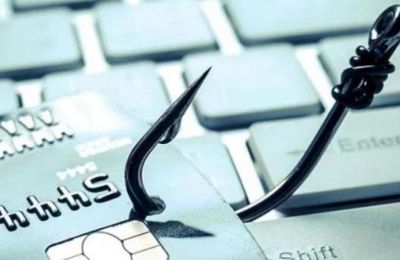 Τους εξαπάτησαν και τους άρπαξαν 100 χιλιάδες ευρώ