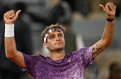 Στον τελικό του Roland Garros ο Κομπόλι