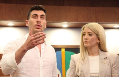 Ο Φειδίας Παναγιώτου έδωσε διαφορετική εξήγηση για το σκεπτικό του κόμματός του να υποστηρίξει την Αννίτα Δημητρίου, σε σχέση με όσα είχε πει προ ημερών