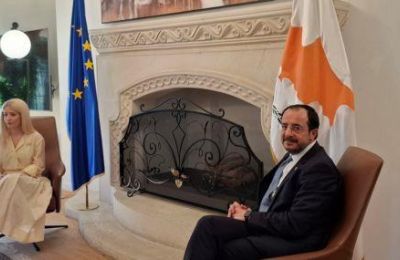 Χριστοδουλίδης και Δημητρίου τόνισαν την ανάγκη συντονισμού εκτελεστικής και νομοθετικής εξουσίας.