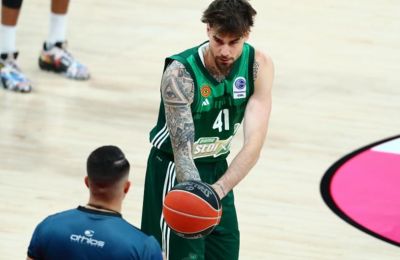 Πρόβλημα στον Παναθηναϊκό: Έφτασε τα 3 φάουλ ο Χουάντσο σε 5,5 λεπτά