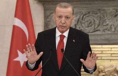 Ερντογάν: «Σκληρή απάντηση» για την Ανατολική Μεσόγειο