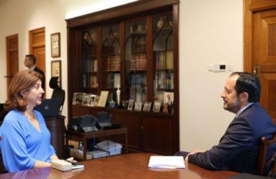 Η Μαρία Άνχελα Ολγκίν ολοκληρώνει τον τρέχοντα γύρο διαβουλεύσεων και αναμένεται να επανέλθει στο νησί μετά τις επισκέψεις της σε Τουρκία, Ελλάδα και Βέλγιο.