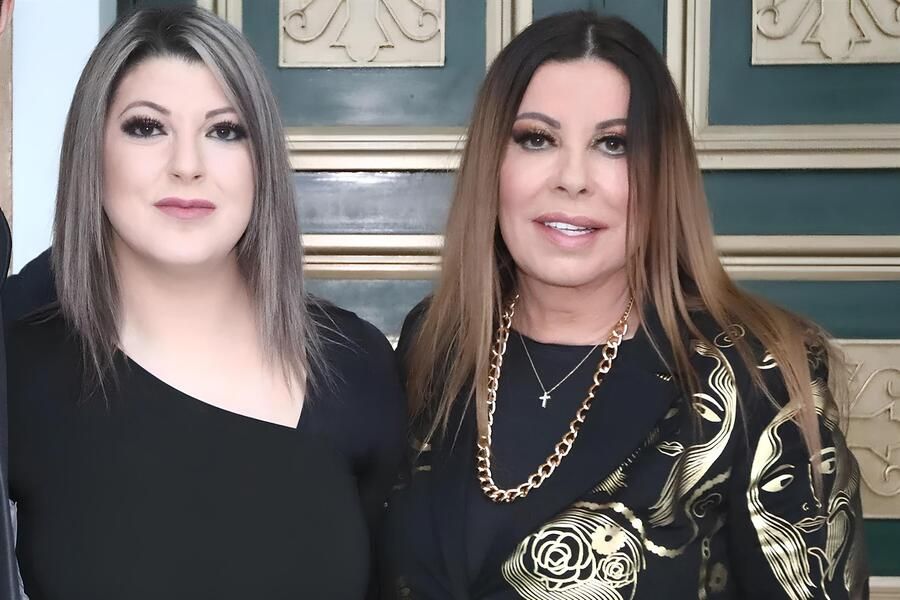 Ά&nu;&tau;&zeta;&epsilon;&lambda;&alpha; &Delta;&eta;&mu;&eta;&tau;&rho;ί&omicron;&upsilon;: To &sigma;&omicron;&beta;&alpha;&rho;ό &pi;&rho;ό&beta;&lambda;&eta;&mu;&alpha; &upsilon;&gamma;&epsilon;ί&alpha;&sigmaf; &pi;&omicron;&upsilon; &pi;ά&sigma;&chi;&epsilon;&iota; &eta; &kappa;ό&rho;&eta; &tau;&eta;&sigmaf;