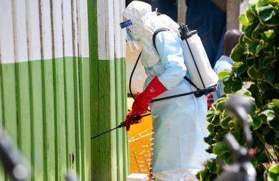 Οι ειδικοί εκτιμούν ότι ο χρόνος διπλασιασμού των κρουσμάτων είναι περίπου επτά ημέρες.