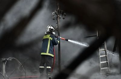 Μεγάλη φωτιά στην Εύβοια – Eπιχειρούν 15 εναέρια μέσα