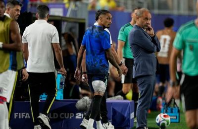 O Ραφίνια ενδέχεται να χάσει το υπόλοιπο του Μουντιάλ!