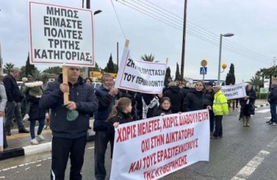Το Κοινοτικό Συμβούλιο ζητά επανεξέταση της απόφασης, επικαλούμενο περιβαλλοντικά και τεχνικά ζητήματα.