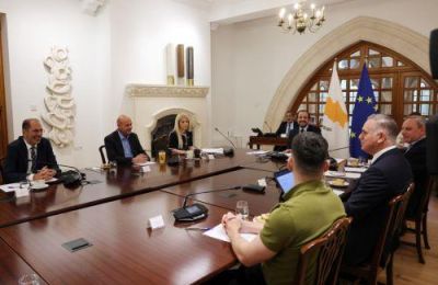 Ο Πρόεδρος εξέφρασε την ελπίδα οι τρέχουσες επαφές να οδηγήσουν σε θετικές εξελίξεις στο Κυπριακό.