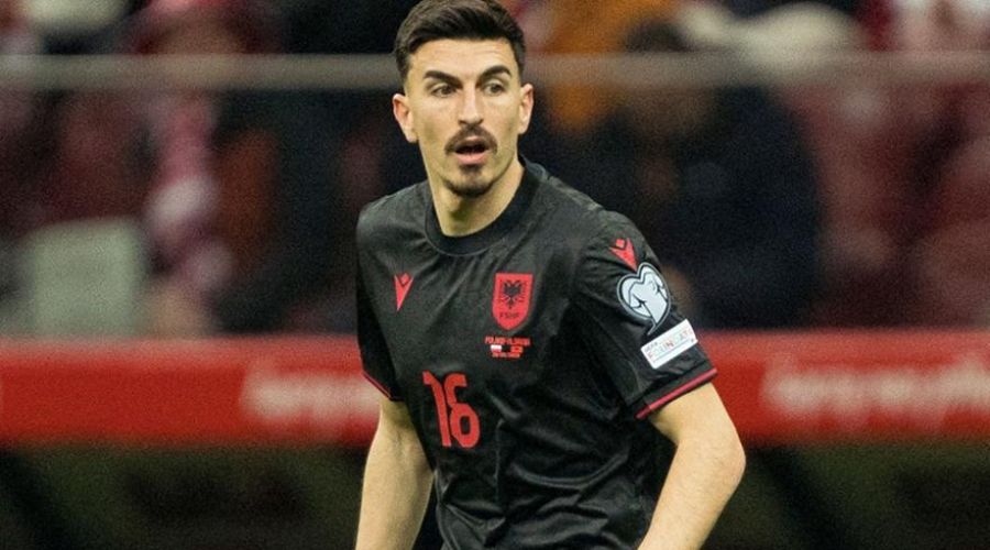 «Εξετάζει την περίπτωση του Σέχου η ΑΕΚ»
