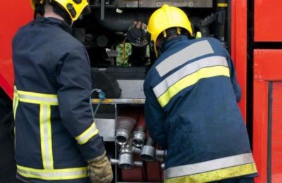 Πυρκαγιά στη Λεμεσό ξεκίνησε από φλεγόμενο όχημα
