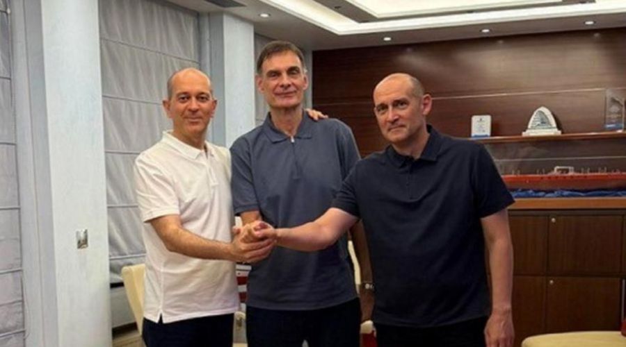 Ανανέωσε με Μπαρτζώκα μέχρι το 2029 ο Ολυμπιακός!