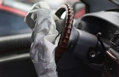 ΤΟΜ: Ανάκληση 11 οχημάτων λόγω ελαττωματικού αερόσακου
