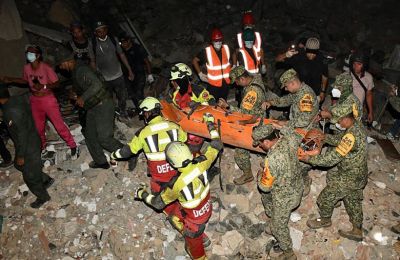 «Δεν έχασα ποτέ την ελπίδα»–23χρονη έμεινε 48 ώρες κάτω από τα ερείπια