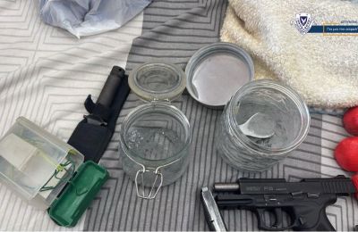 Οπλισμός και ναρκωτικά βρέθηκαν σε έρευνα στη Λάρνακα. 