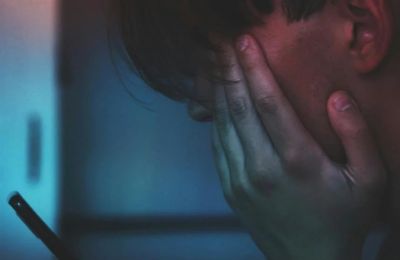 Η Meta παραδέχθηκε ότι αφαίρεσε διαφημίσεις και λογαριασμούς μετά τις αποκαλύψεις.