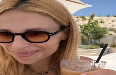 Στην Πάφο για διακοπές η παρουσιάστρια