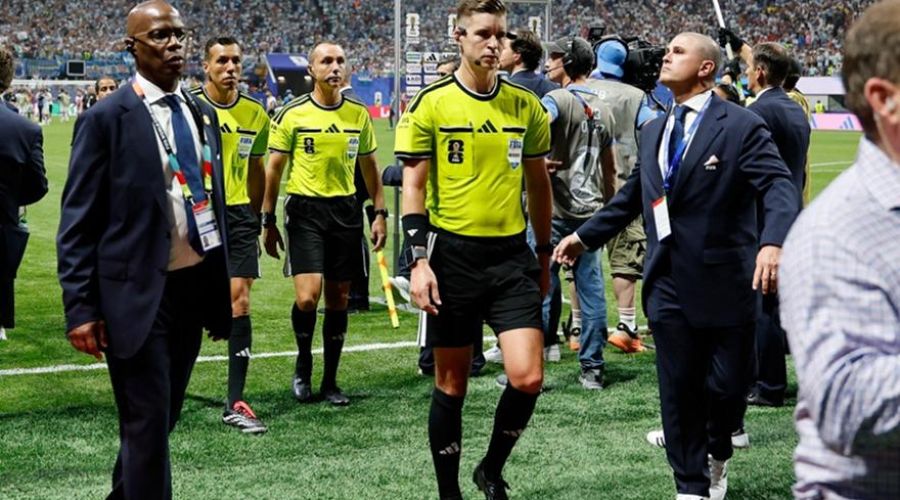 Επίσημη καταγγελία της Αιγύπτου στη FIFA για τον διαιτητή