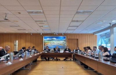 Ανησυχούν οι Βουλευτές για τα εξώδικα.