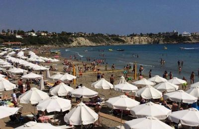 Υποχωρεί η αμμουδιά στον Κόλπο των Κοραλλίων 