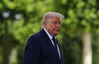 Τραμπ: Επαναφέρει τον ναυτικό αποκλεισμό στο Ιράν