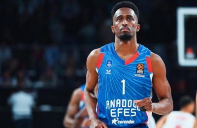 Παρελθόν από την Εφές μετά από 8 χρόνια ο Μπομπούα