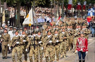 Η κυπριακή συμμετοχή στη γαλλική στρατιωτική παρέλαση σηματοδοτεί τους ισχυρούς δεσμούς των δύο χωρών στους τομείς της άμυνας και της ασφάλειας.