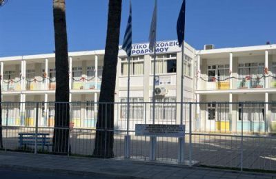 Οι εργασίες ολοκληρώθηκαν ήδη σε 12 σχολεία, ενώ τα υπόλοιπα 13 αναμένεται να παραδοθούν έως τις αρχές του 2028.