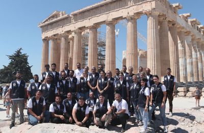 Στην Ακρόπολη οι μοτοσυκλετιστές «Πρωτοβουλίας Μνήμης Ισαάκ-Σολωμού»